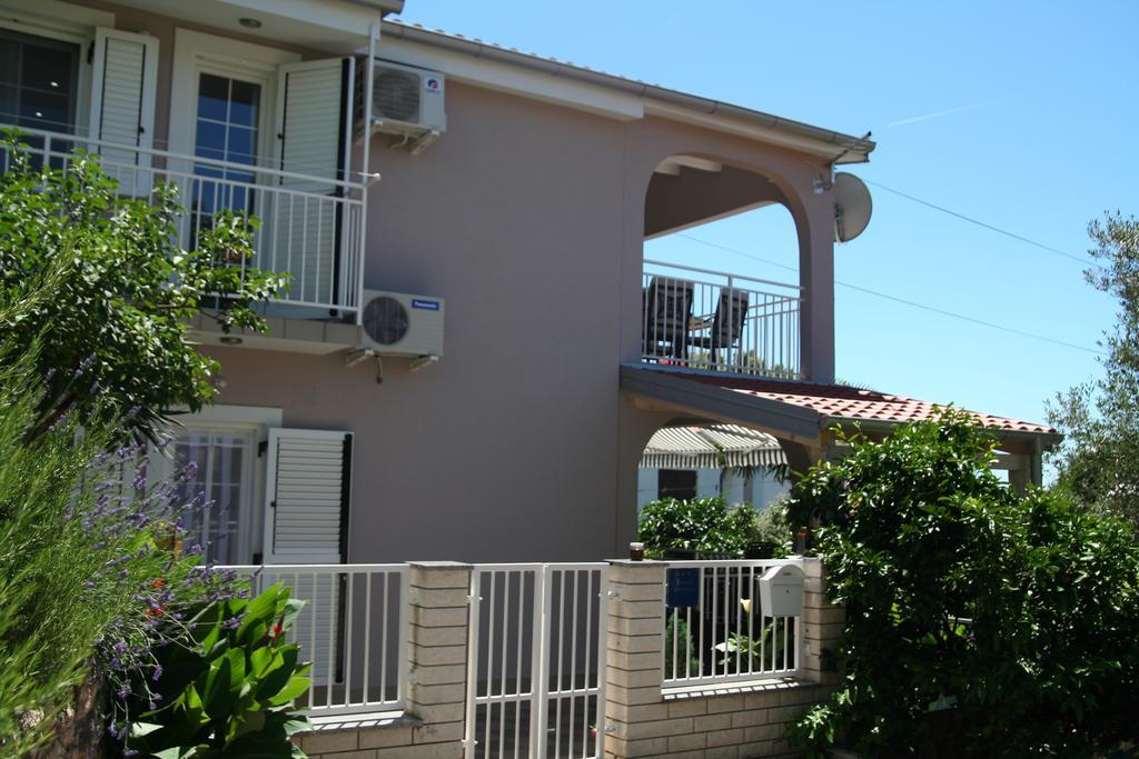 Apartments Soldo Pinezići Εξωτερικό φωτογραφία